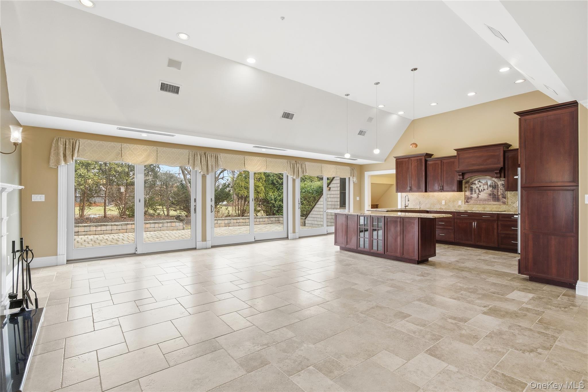 #13 photo, 31 Admirals Drive, Bay Shore , NY 11706