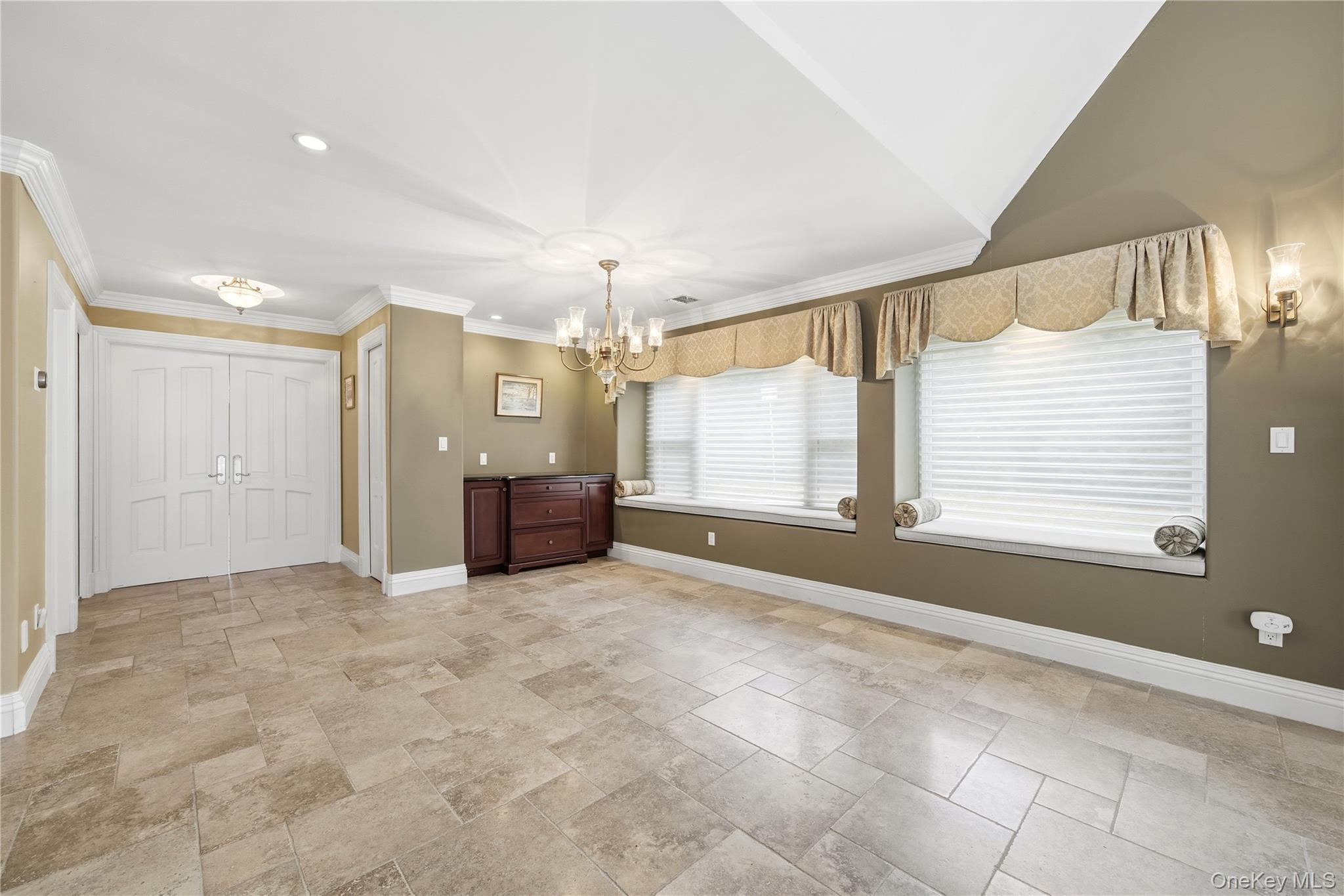 #6 photo, 31 Admirals Drive, Bay Shore , NY 11706