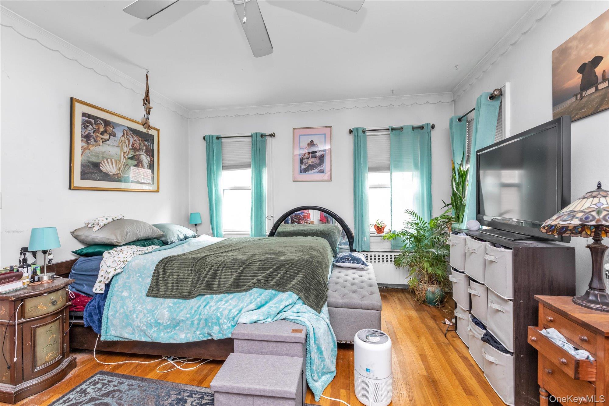 #14 photo, 207-04 42 Avenue, Bayside , NY 11361