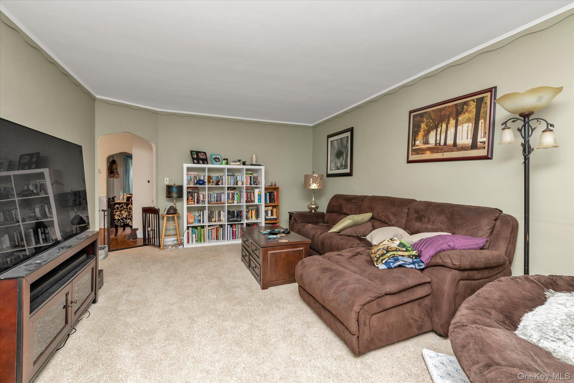 #2 photo, 207-04 42 Avenue, Bayside , NY 11361