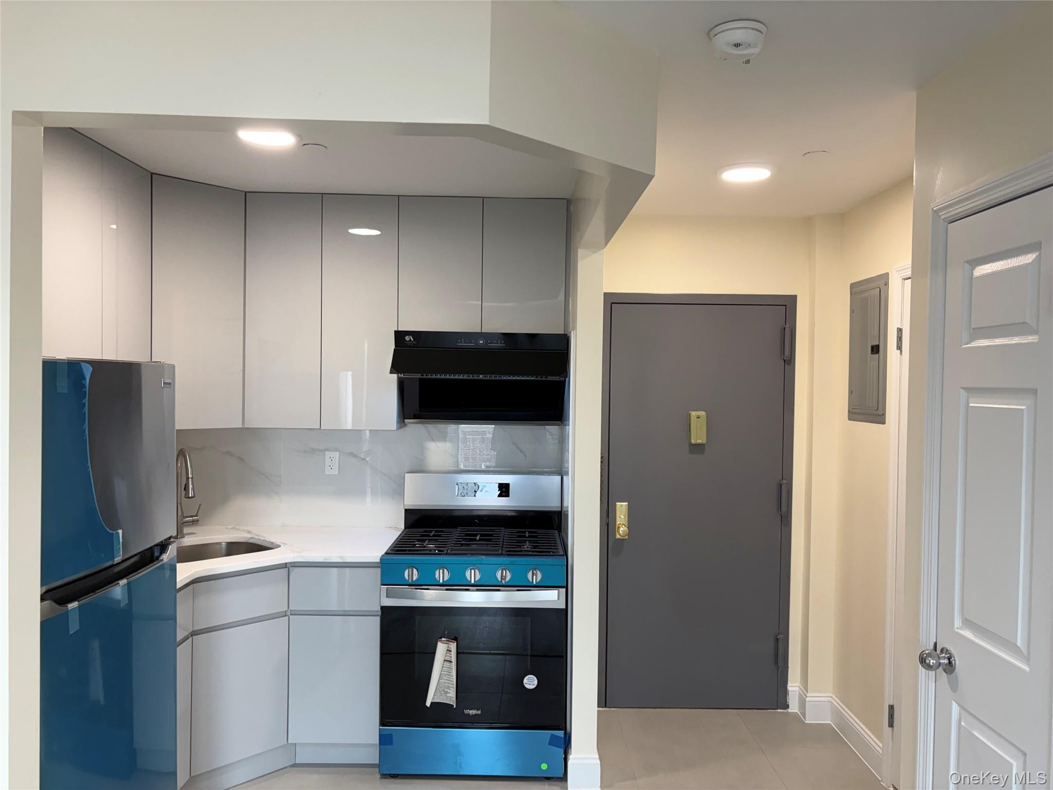 #6 photo, 41-35 67th Street, كوينز Woodside , NY 11377