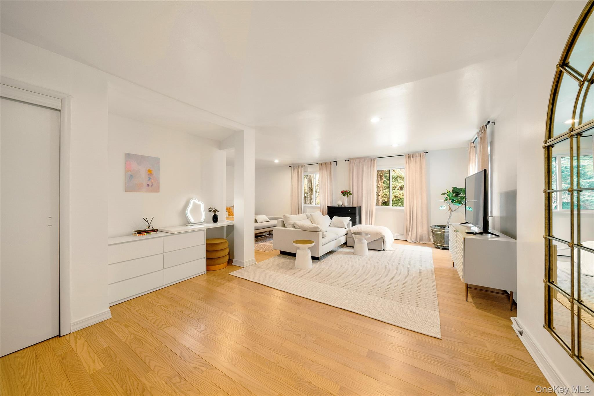 #15 photo, 57 Virginia Lane, Thornwood , NY 10594