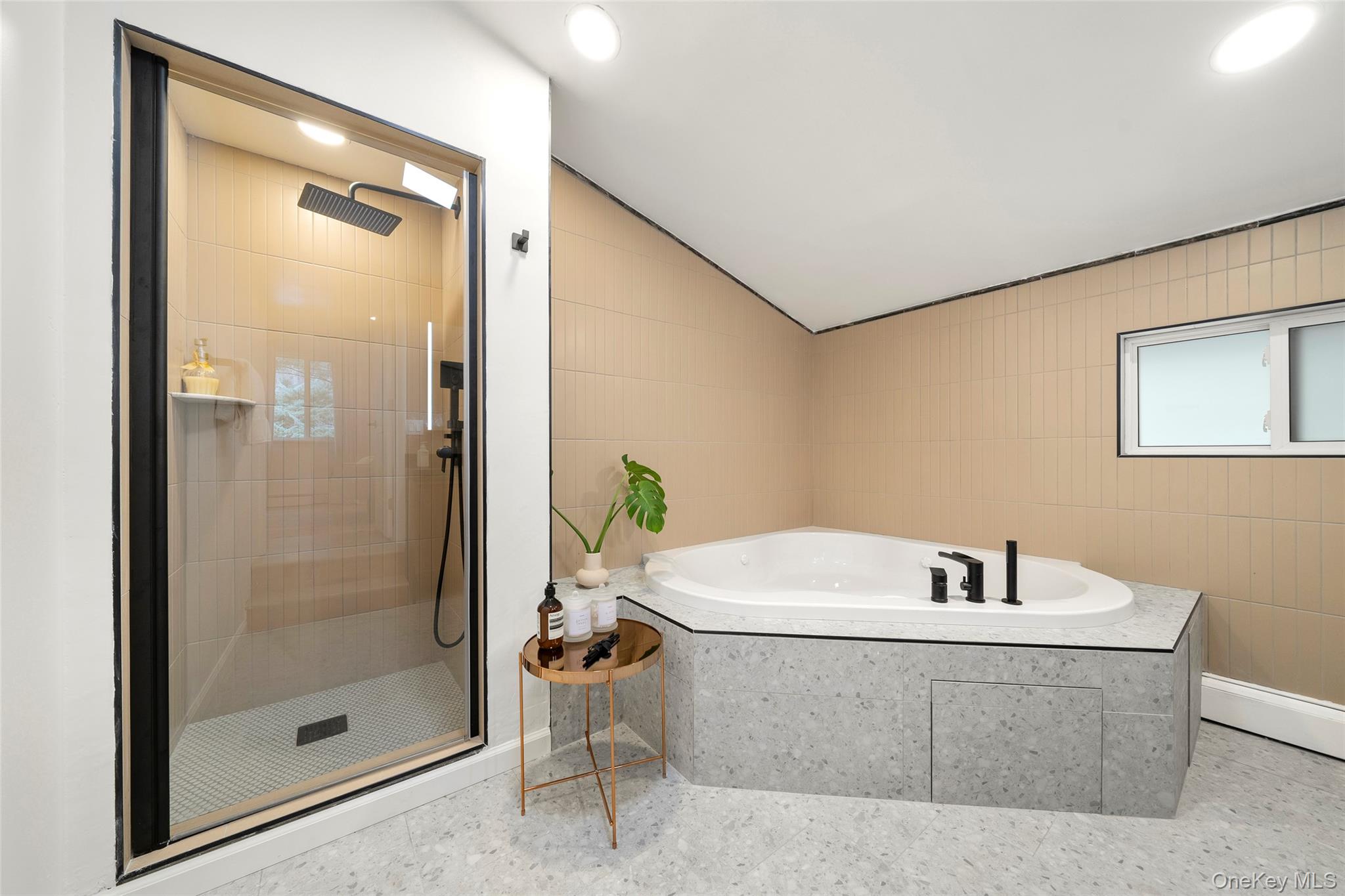 #19 photo, 57 Virginia Lane, Thornwood , NY 10594