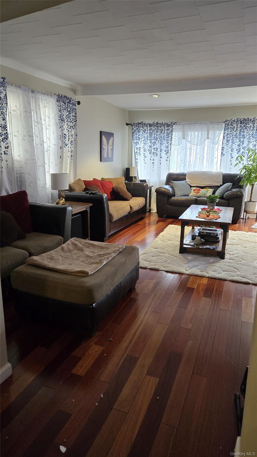 #2 photo, 90-17 207th Street, Queens Village , NY 11428