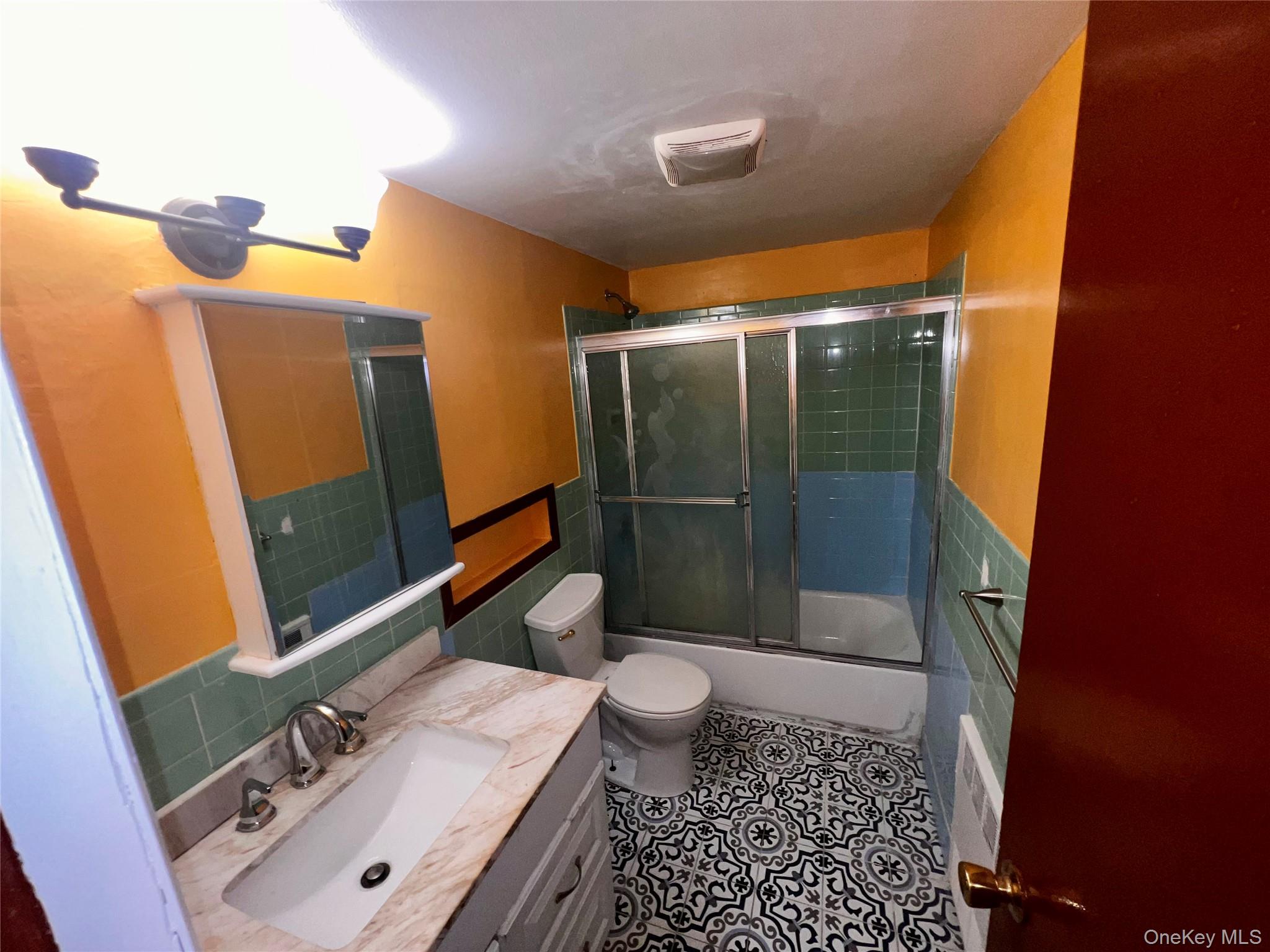 #8 photo, 463 Duryea Avenue, Uniondale , NY 11553