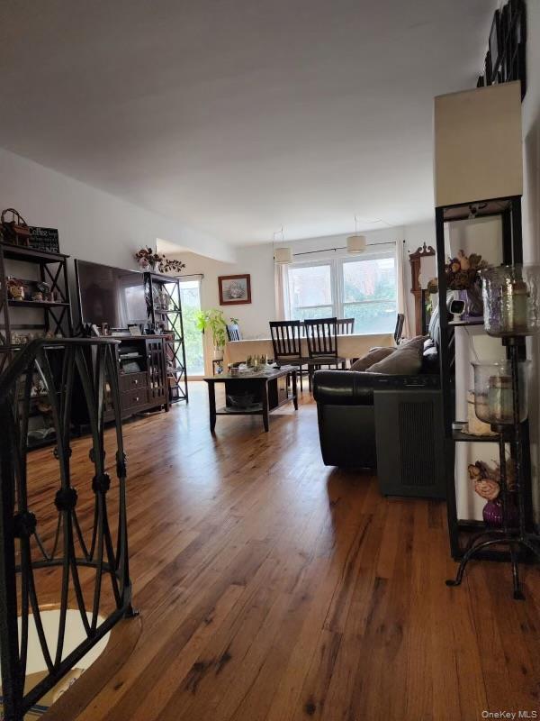 #1 photo, 1568 216th St Street, كوينز Bayside , NY 11360