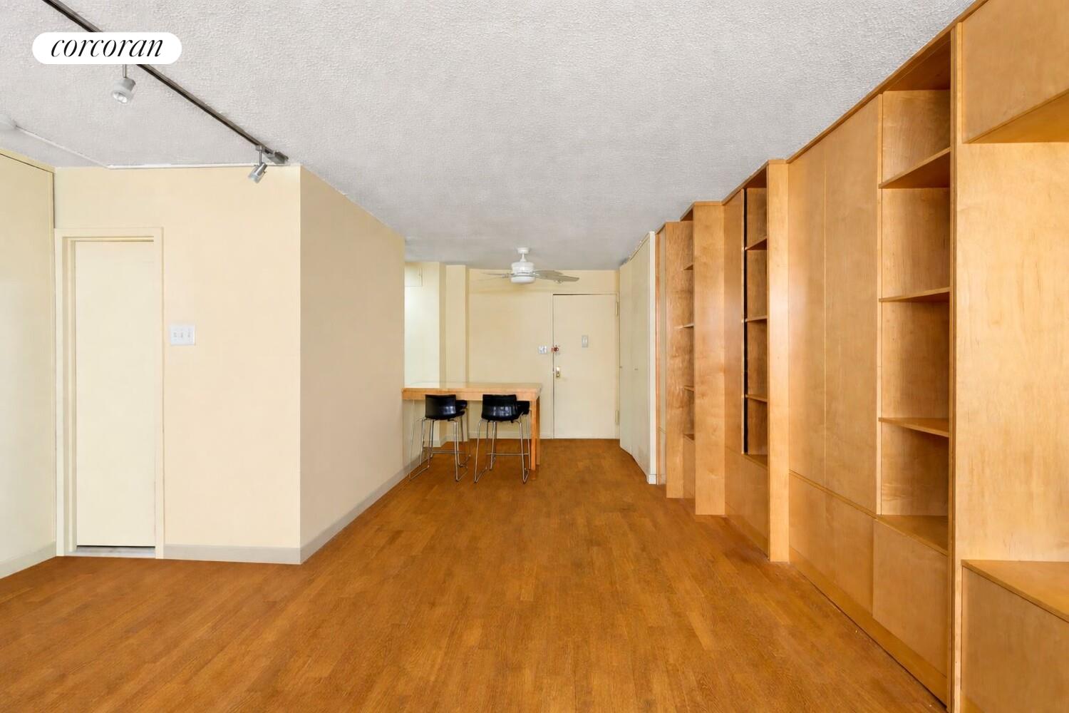 #3 photo, 39-60 54TH Street, कुईंस Woodside , NY 11377