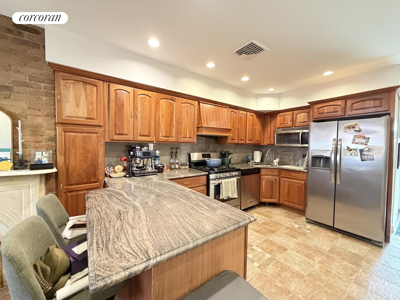 #4 photo, Brooklyn, Carroll Gardens , NY 11231