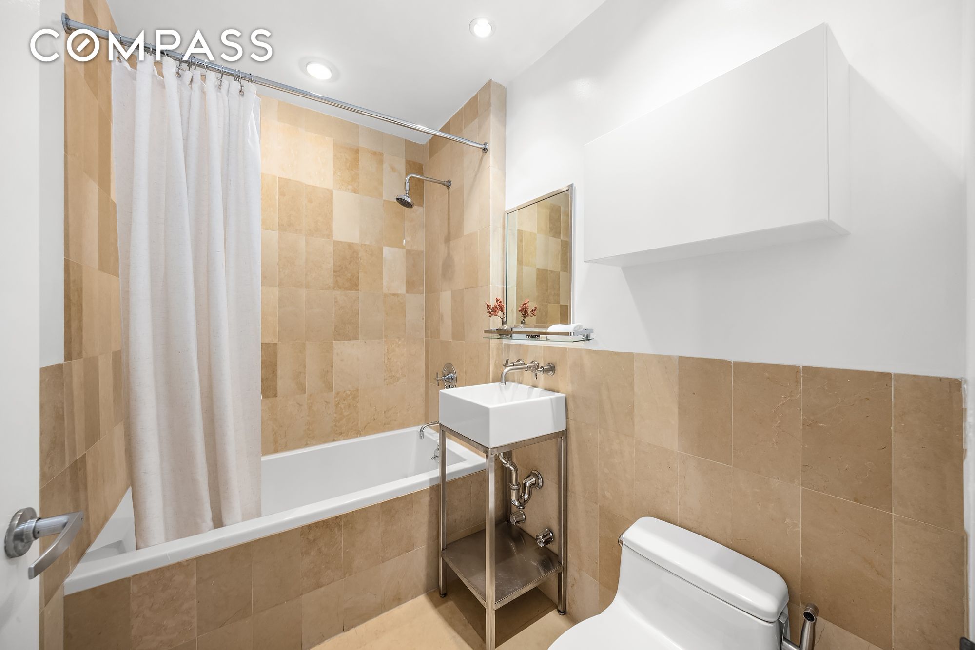 #13 photo, 82 Guernsey Street, Greenpoint , NY 11222