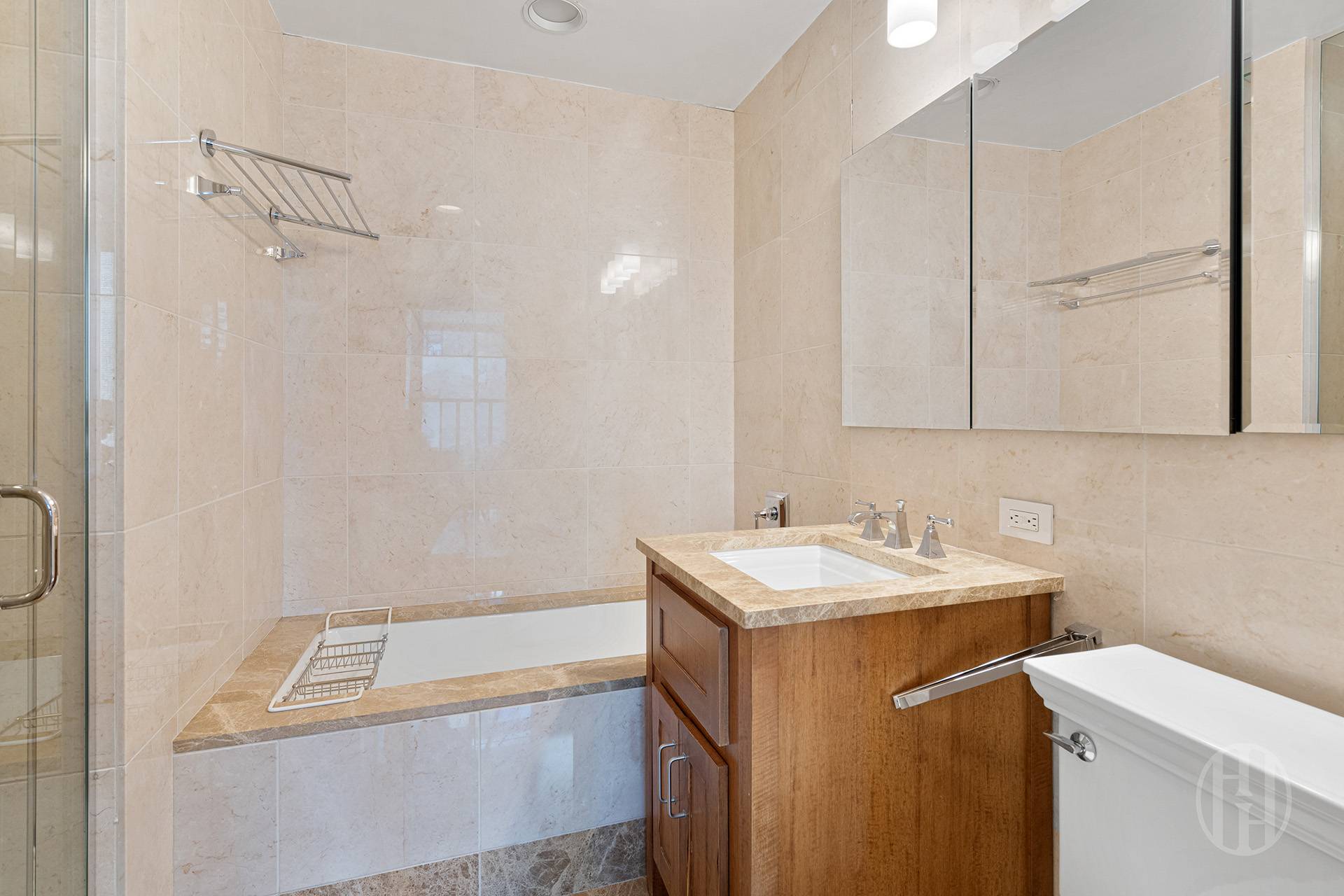 #6 photo, 45 Park Avenue, 曼哈顿 Murray Hill , NY 10016