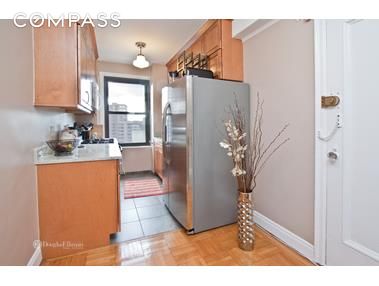 #6 photo, 235 W End Avenue, Upper West Side , NY 10023