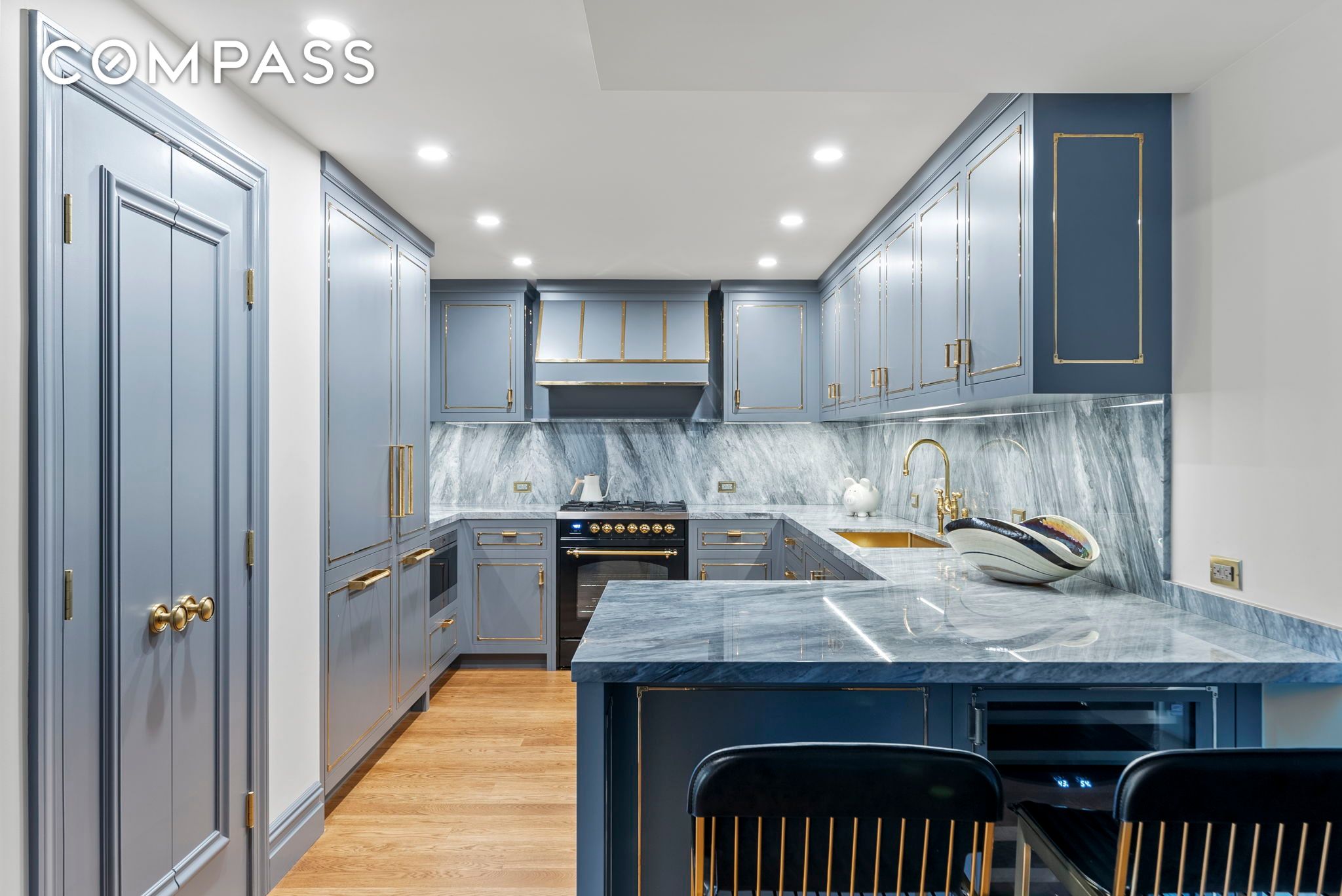 #8 photo, 230 Central Park S, Central Park South , NY 10019