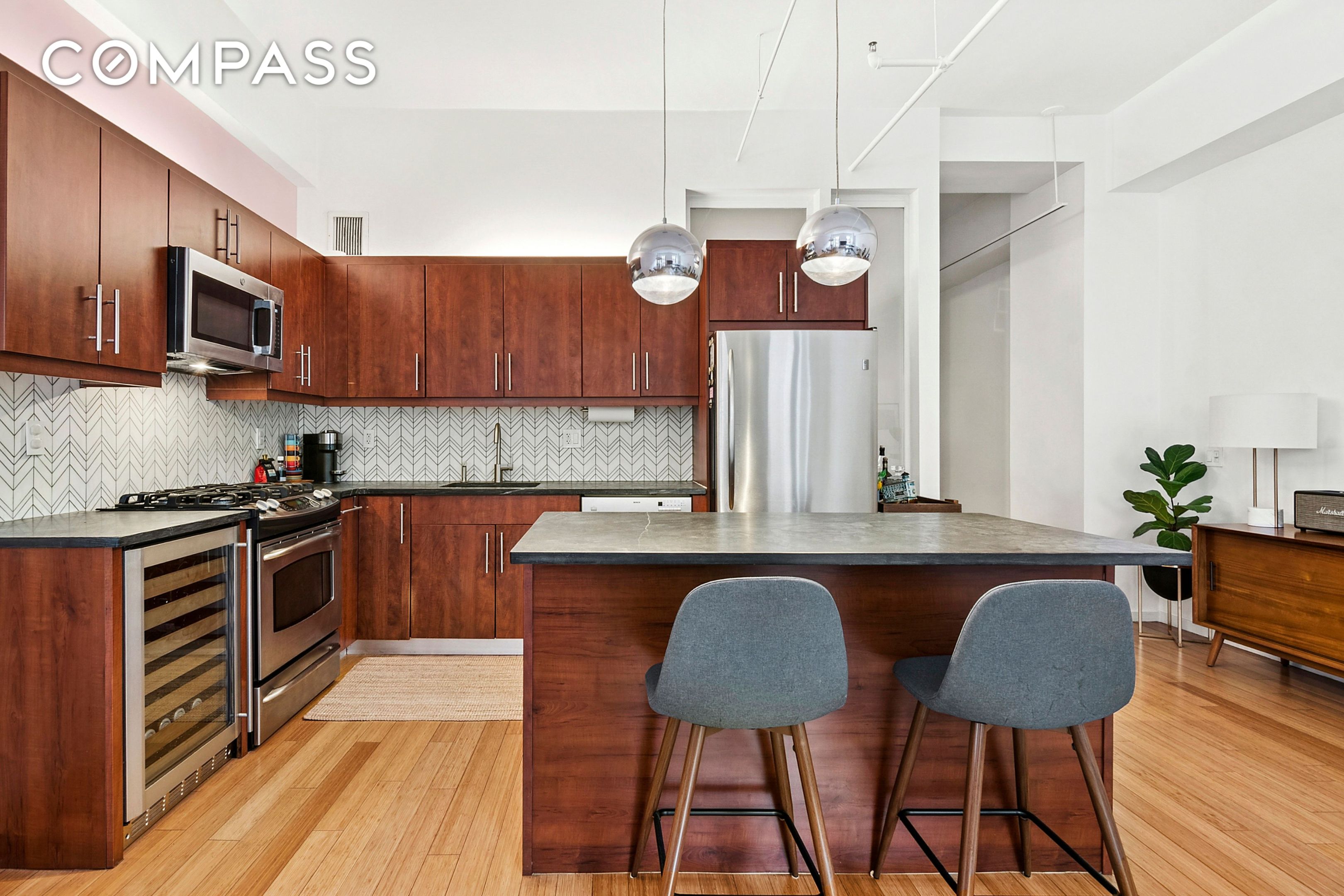 #1 photo, 365 Bridge Street, ब्रुकलीन Downtown Brooklyn , NY 11201