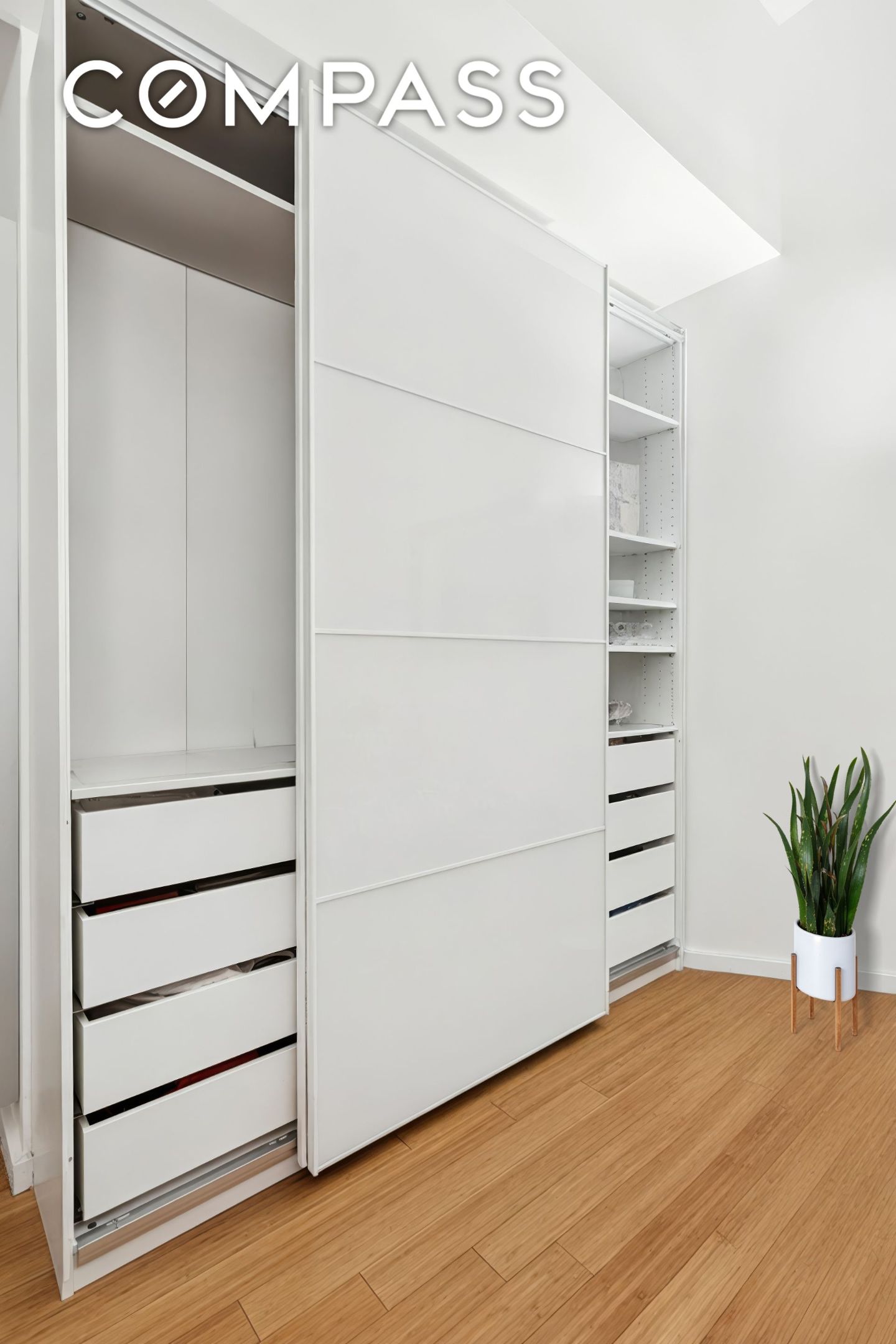 #11 photo, 365 Bridge Street, ब्रुकलीन Downtown Brooklyn , NY 11201