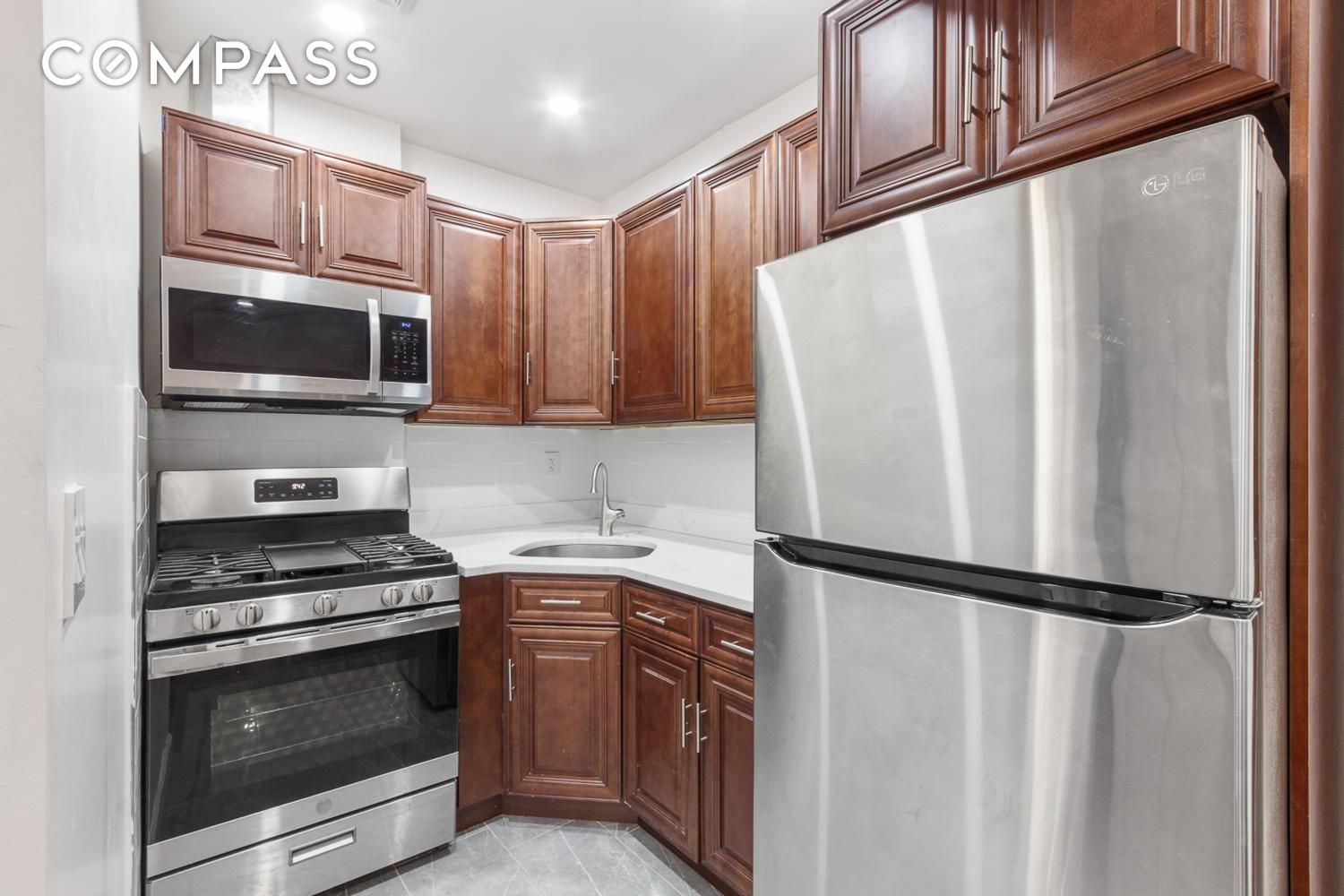 #2 photo, New York City, East Village , NY 10009