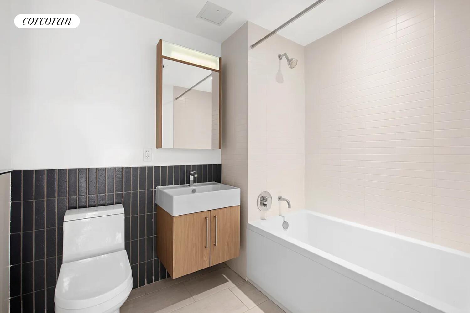 #6 photo, Brooklyn, Downtown Brooklyn , NY 11201