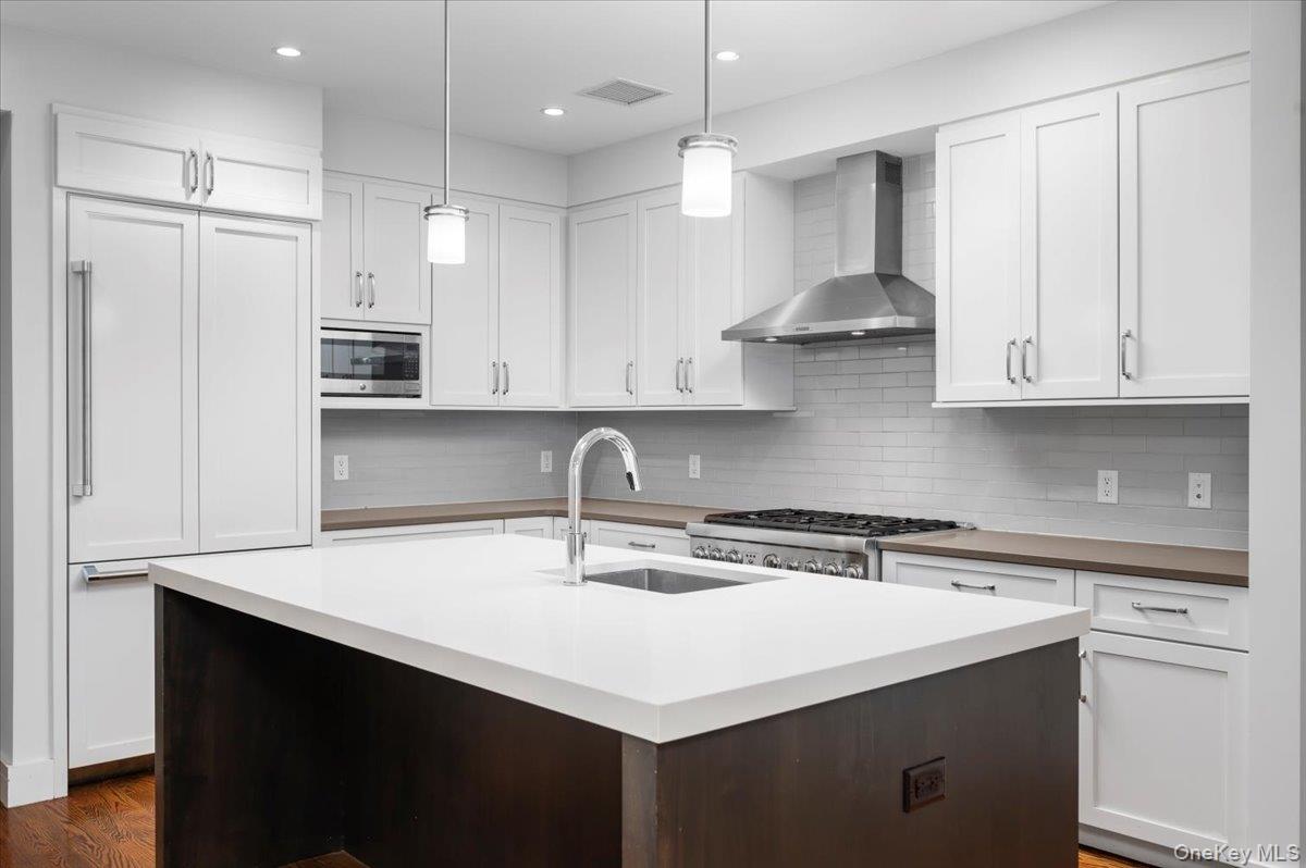 #1 photo, 422 E Boston Post Road, Mamaroneck , NY 10543