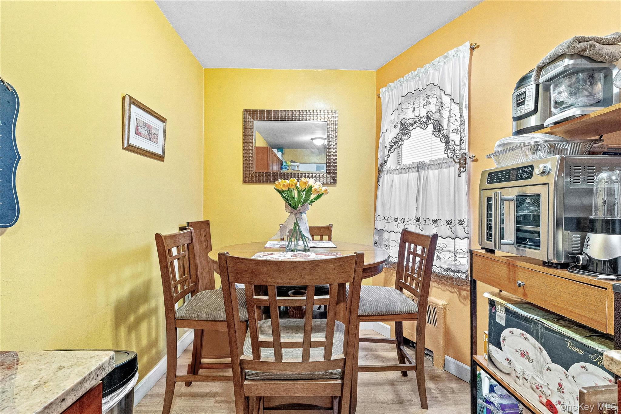 #10 photo, 2080 Barnes Avenue, Бронкс ‖ Bronx , NY 10462