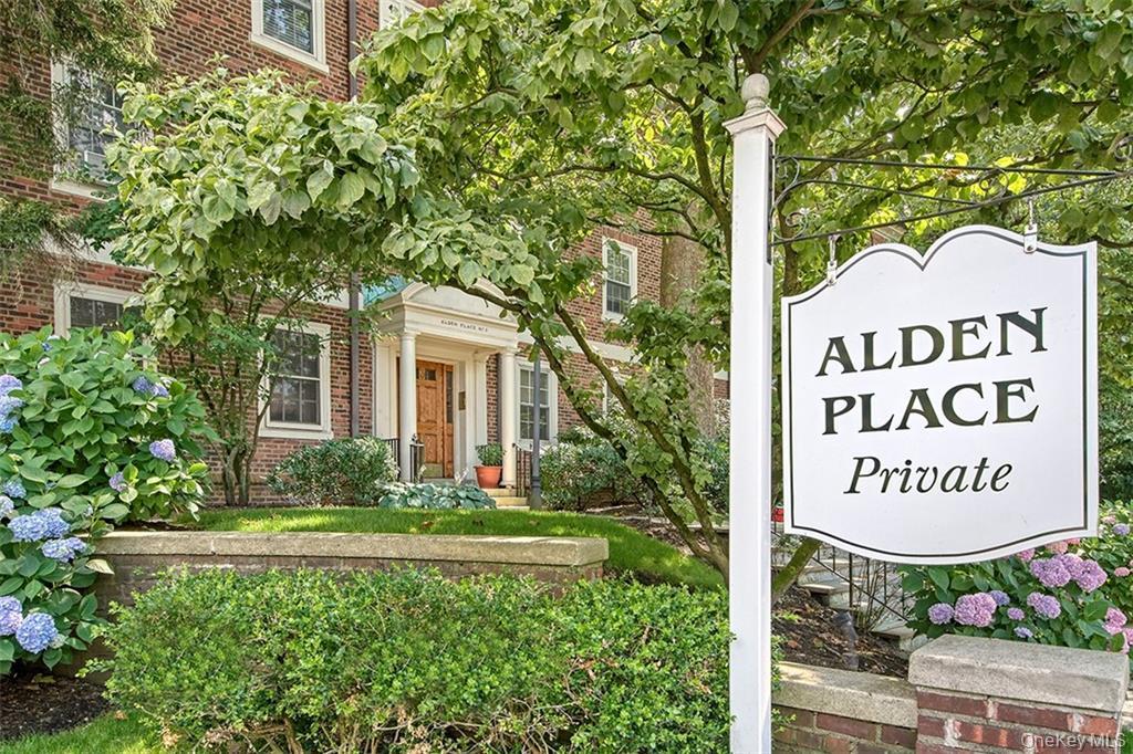 #3 photo, 3 Alden Place, Bronxville , NY 10708