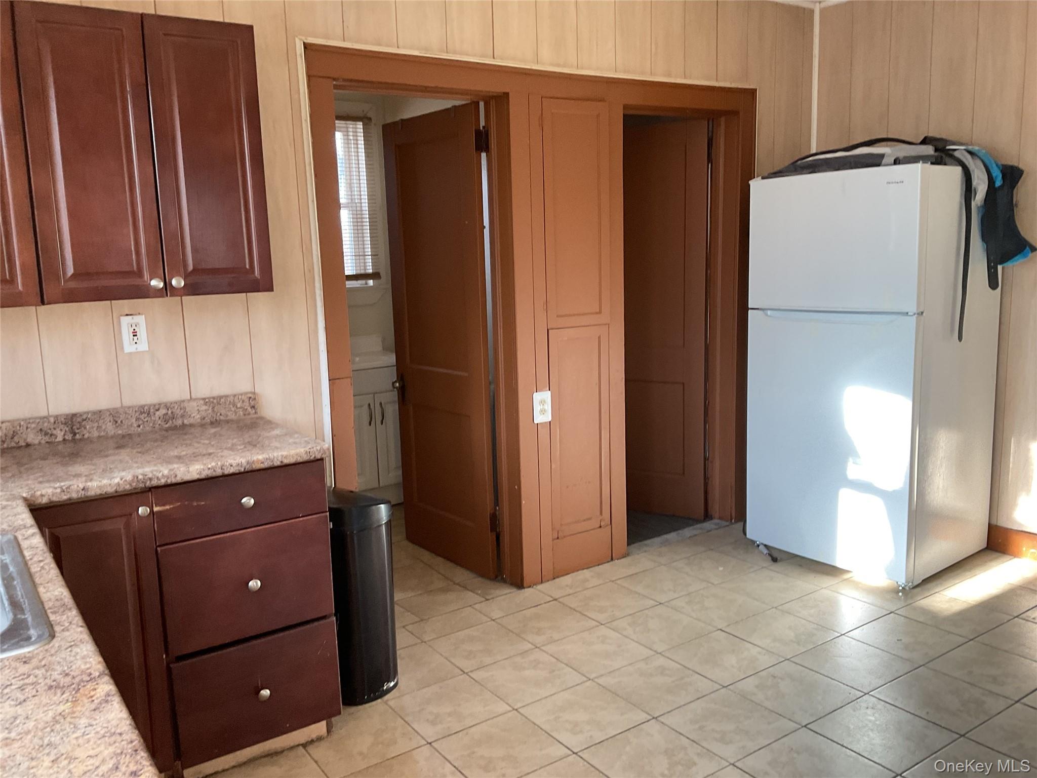 #1 photo, 76 Lawrence Avenue, New Windsor , NY 12553