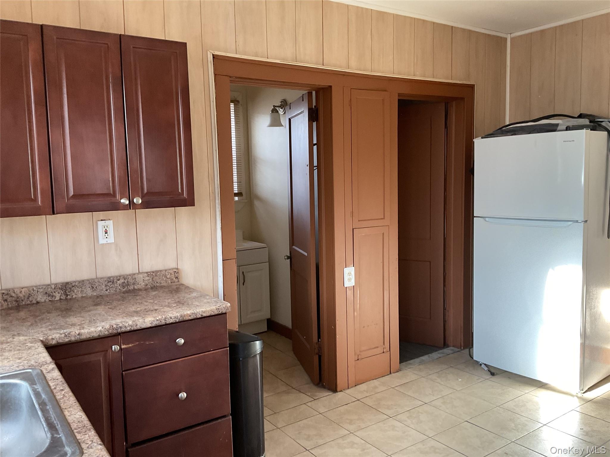 #14 photo, 76 Lawrence Avenue, New Windsor , NY 12553