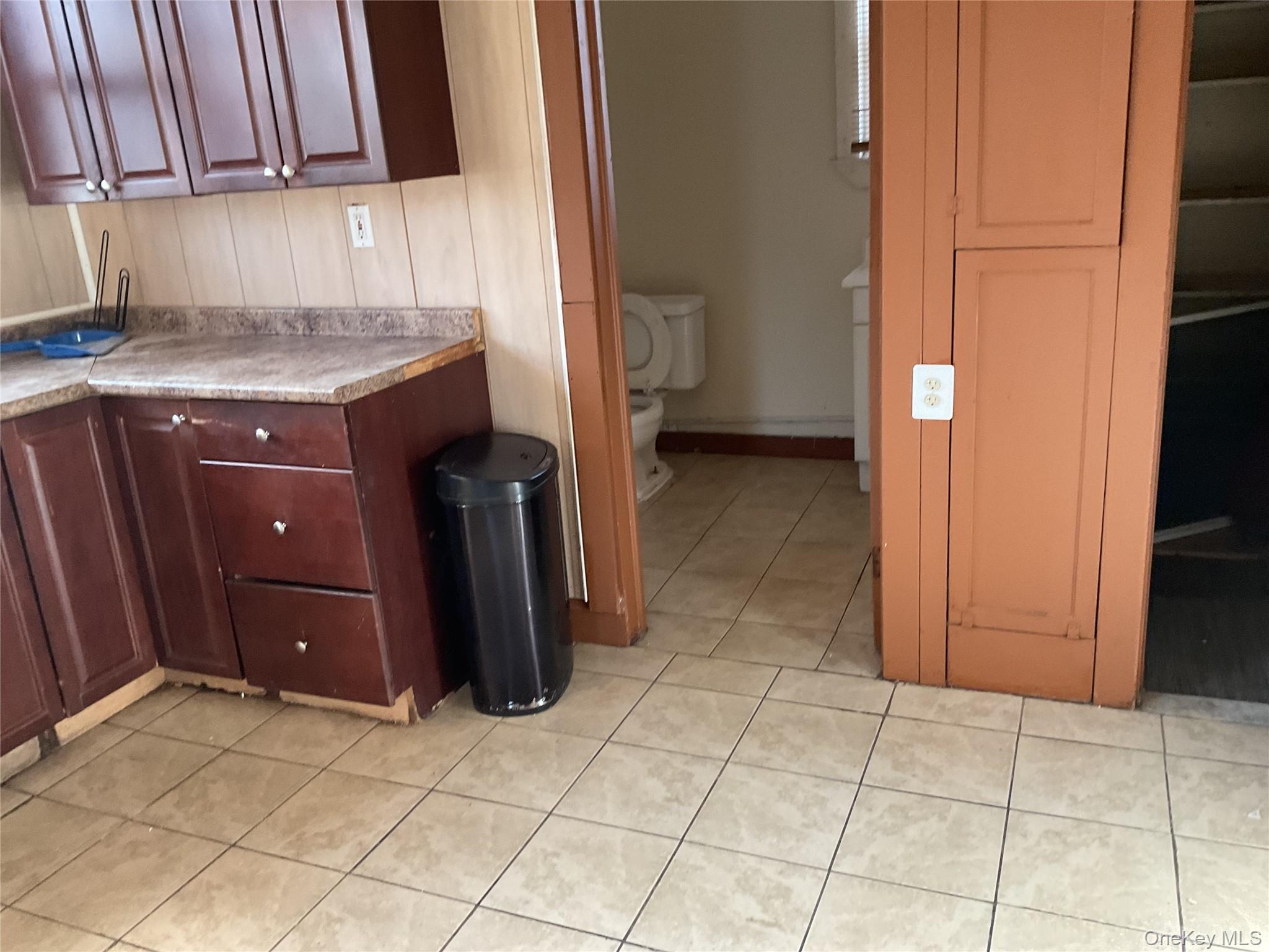 #4 photo, 76 Lawrence Avenue, New Windsor , NY 12553