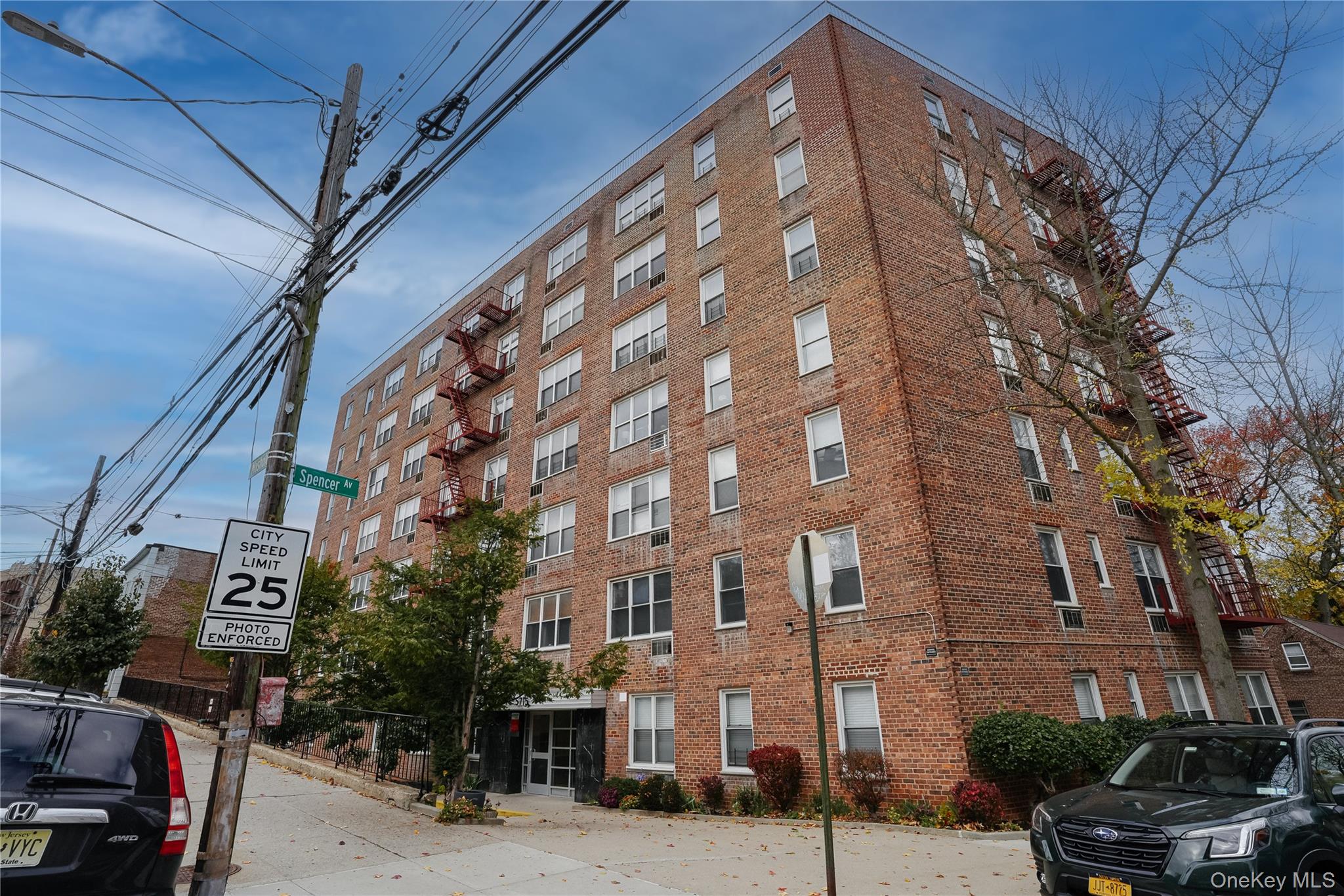 #16 photo, 5715 Mosholu Avenue, Bronx , NY 10471