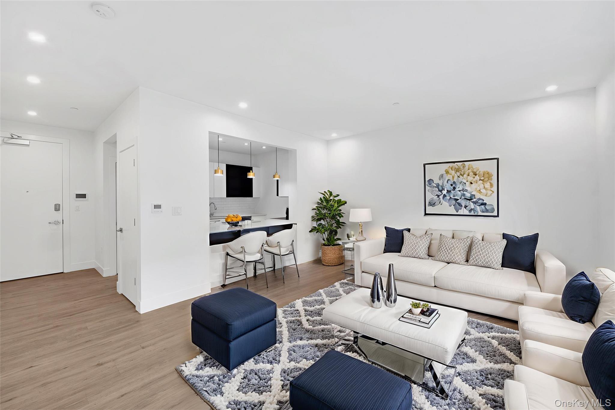 #1 photo, 625 NORTH MACQUESTEN PARKWAY, Fleetwood , NY 10552