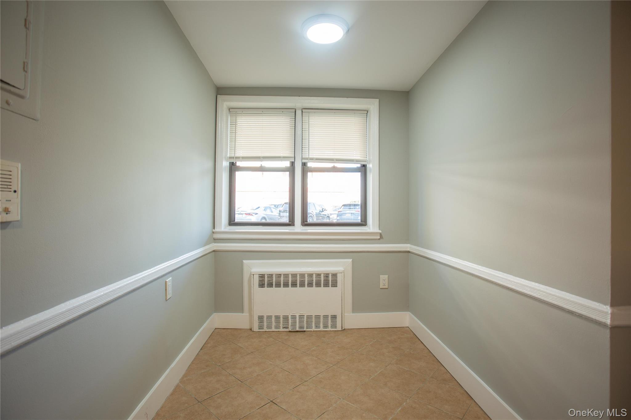 #7 photo, 302 E Broadway, Long Beach , NY 11561