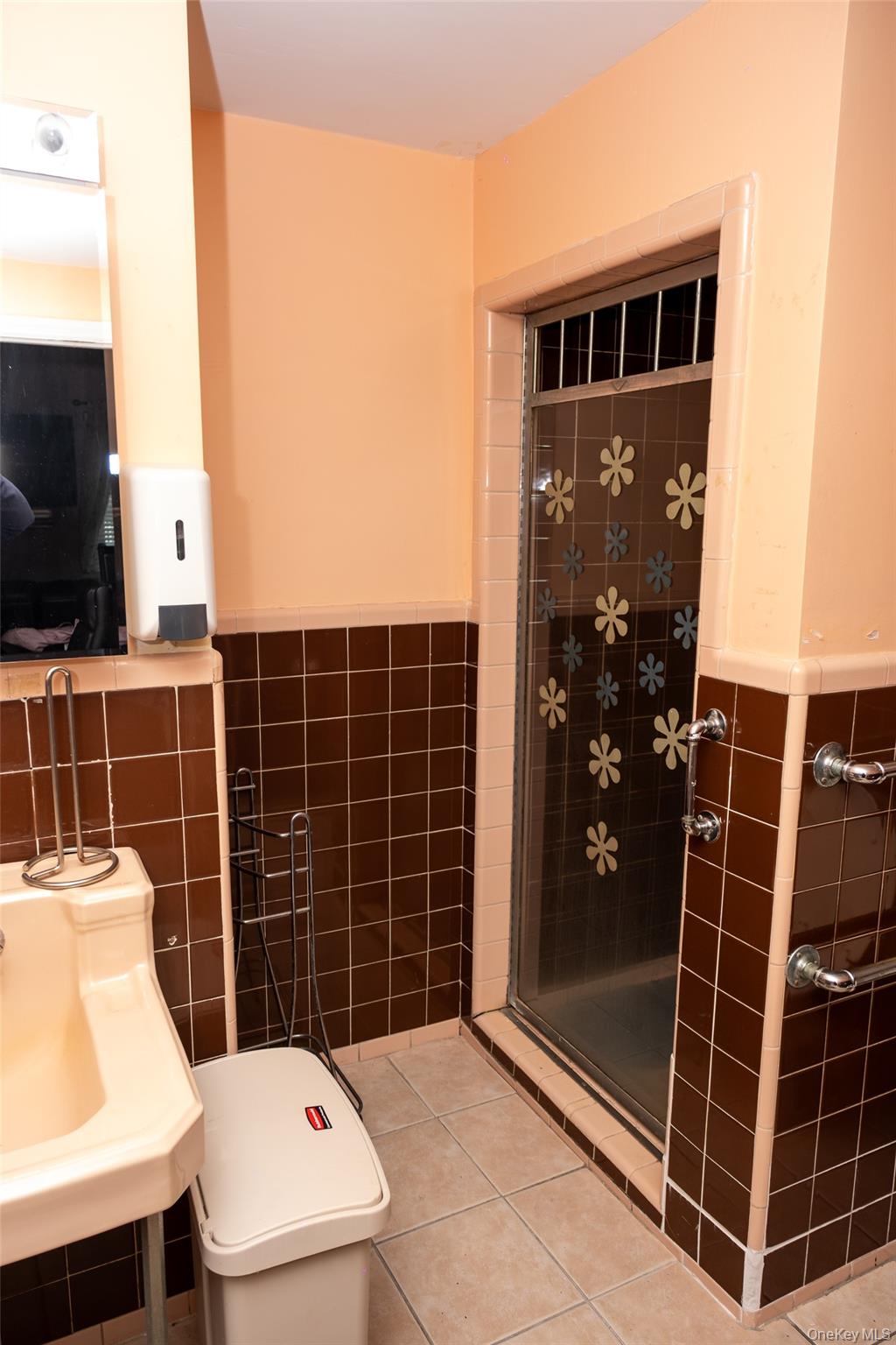 #18 photo, 24 Whaley Street, Freeport , NY 11520