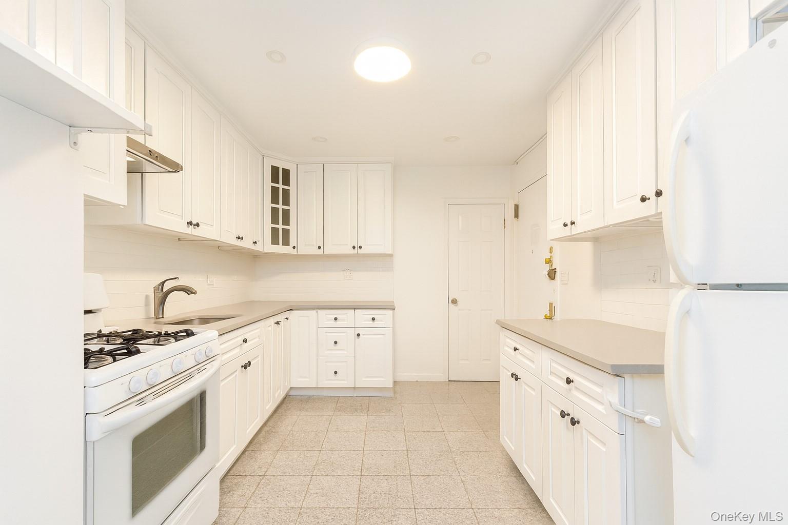 #12 photo, 147 37 38th Avenue, Flushing , NY 11354