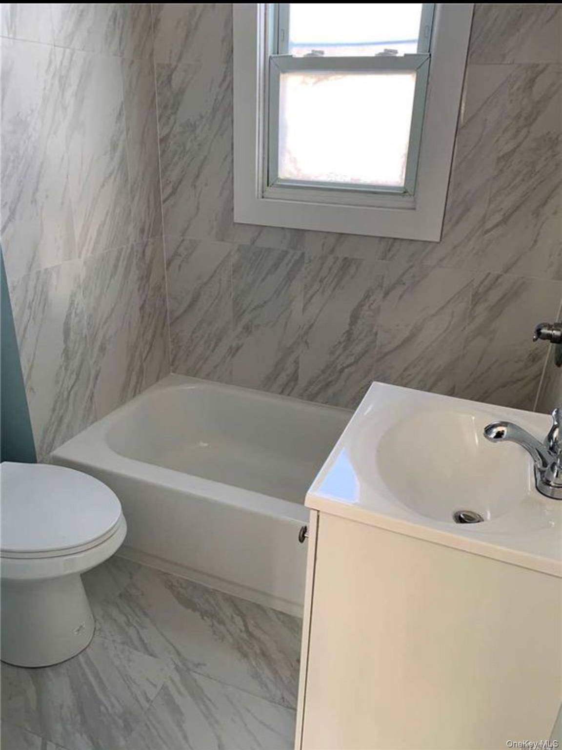 #4 photo, 1310 Post Avenue, Нассау ‖ Elmont , NY 11003