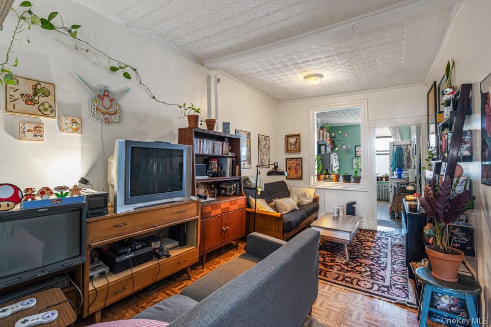 #13 photo, 656 Henry Street, Brooklyn , NY 11231