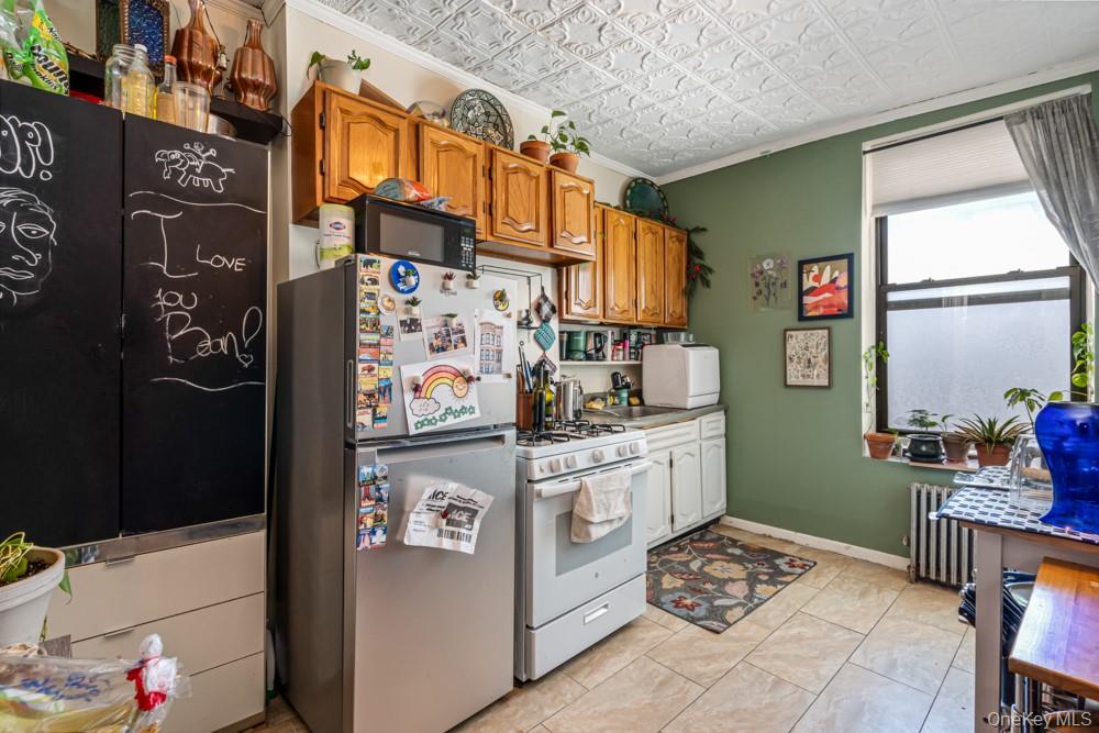 #16 photo, 656 Henry Street, Brooklyn , NY 11231