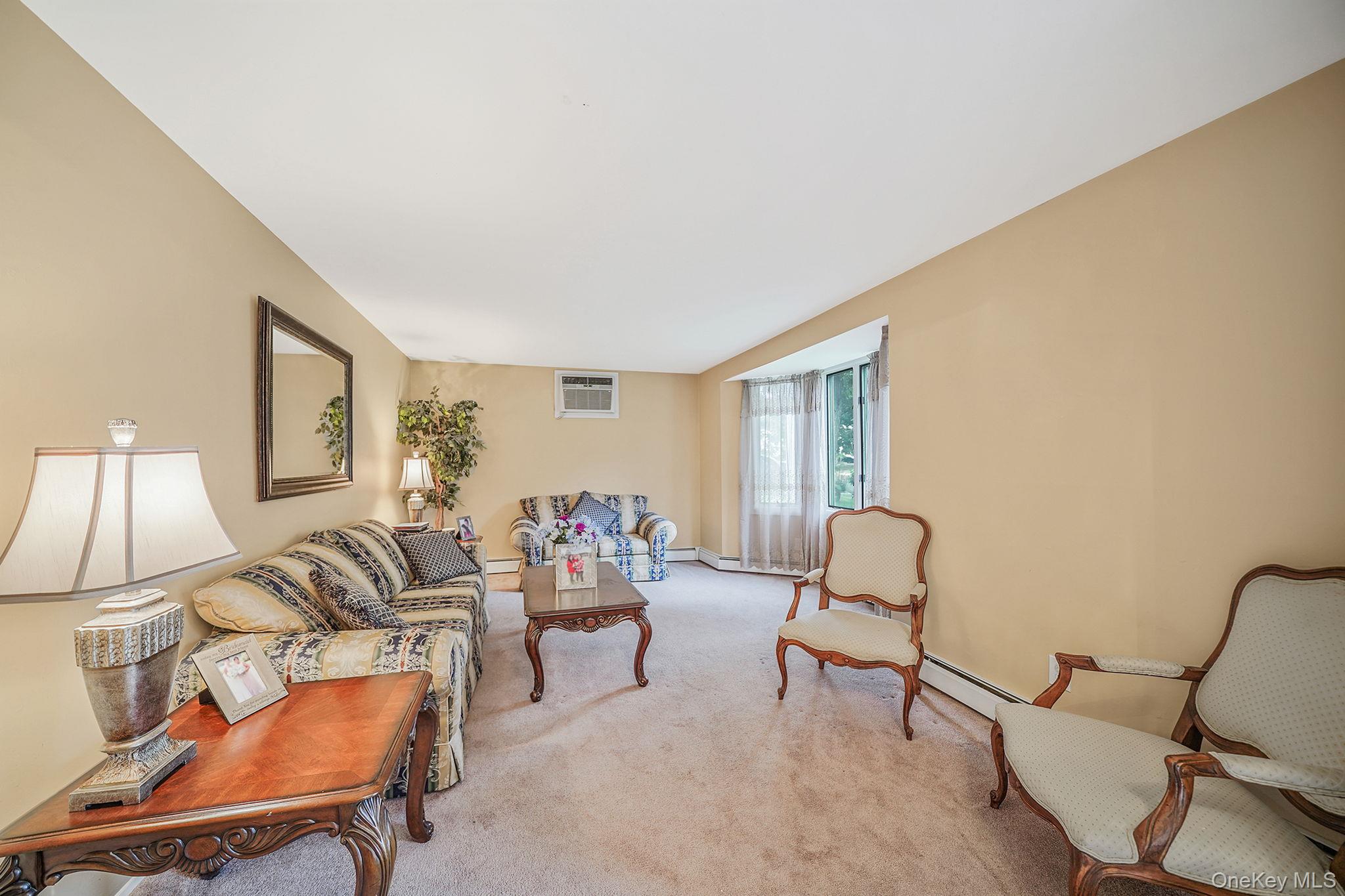 #12 photo, 24 Oakdale Avenue, 东长岛 Farmingville , NY 11738