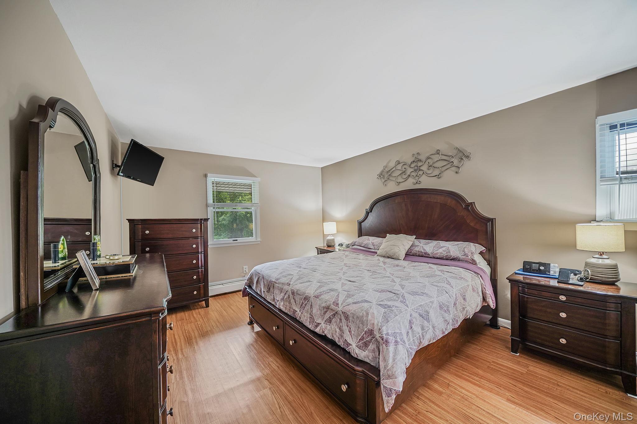 #20 photo, 24 Oakdale Avenue, 东长岛 Farmingville , NY 11738