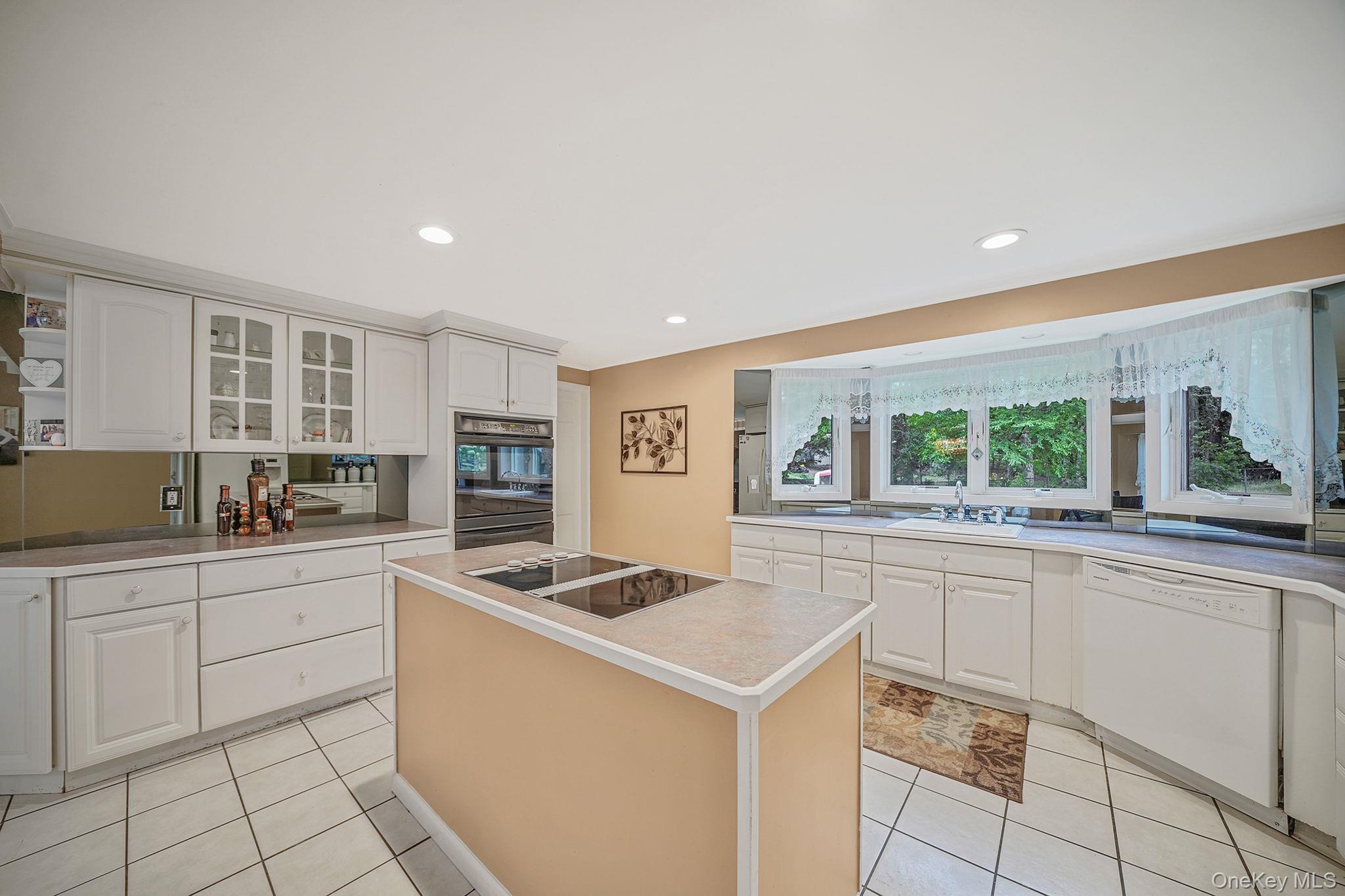 #6 photo, 24 Oakdale Avenue, 东长岛 Farmingville , NY 11738