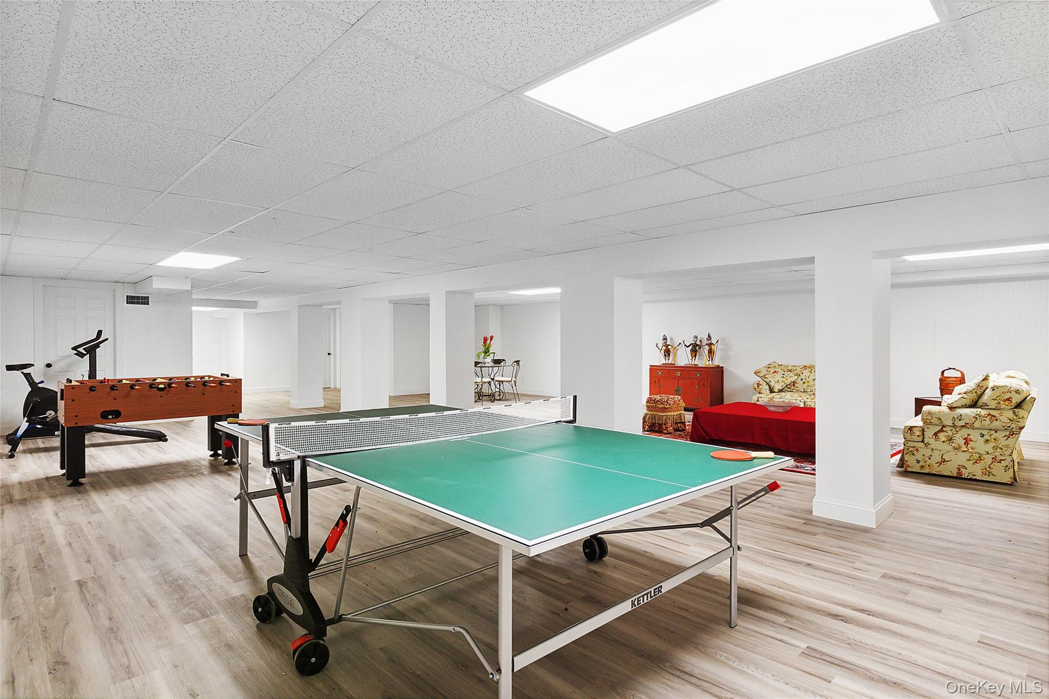 #15 photo, 1 Terrys Trail, מחוז סאפוק East Hampton , NY 11937