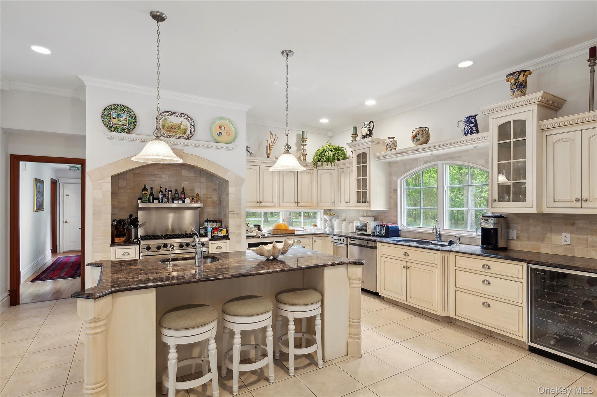 #20 photo, 1 Terrys Trail, מחוז סאפוק East Hampton , NY 11937