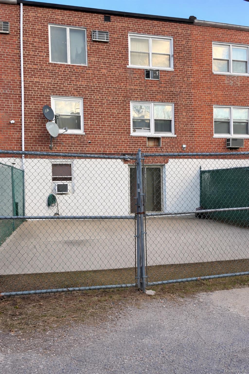 #10 photo, 1106 E 58th Street, Brooklyn , NY 11234