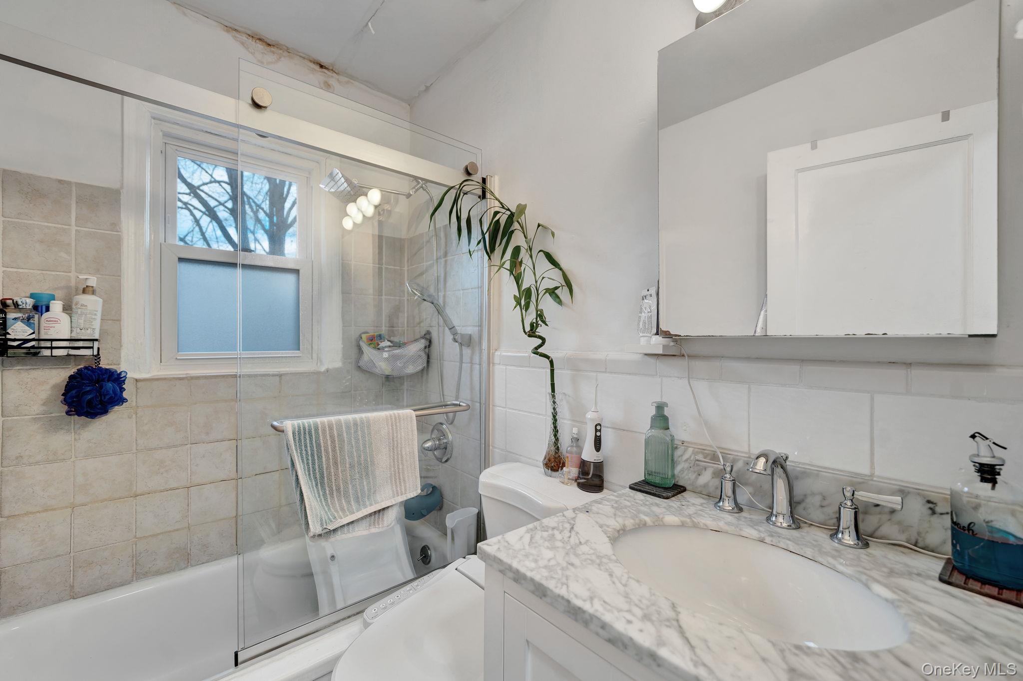 #14 photo, 37 9th Street, Hicksville , NY 11801