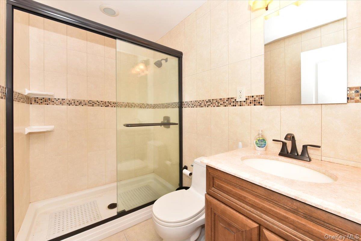 #20 photo, 57 Jackson Place, Massapequa , NY 11758