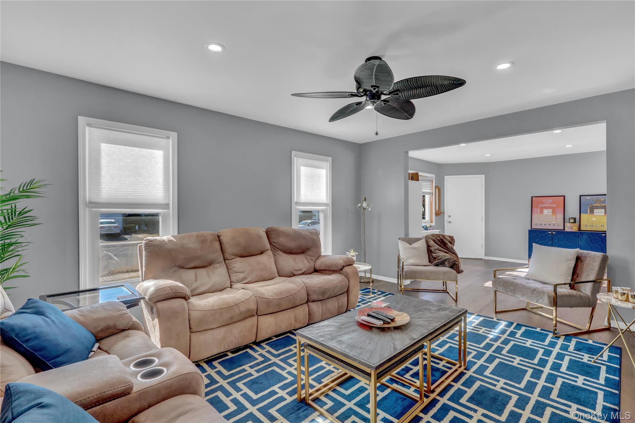 #9 photo, 233 Sears Road, West Islip , NY 11795