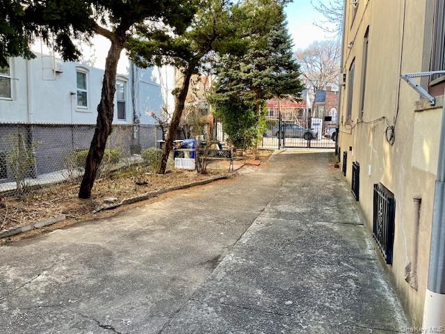 #15 photo, 50-44 39th Street, Sunnyside , NY 11104