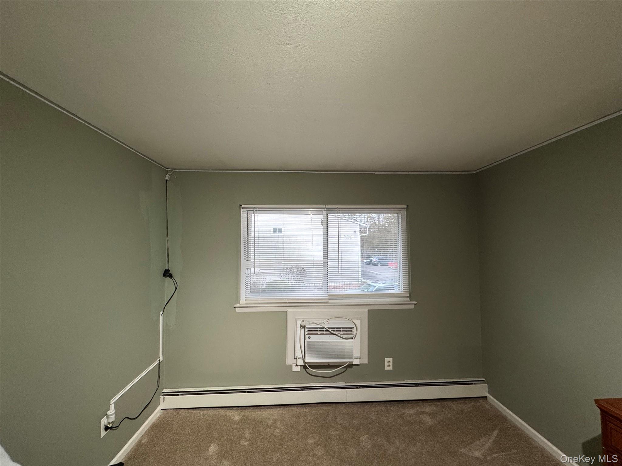 #16 photo, 100 Hawthorne Avenue, سوفولك Central Islip , NY 11722