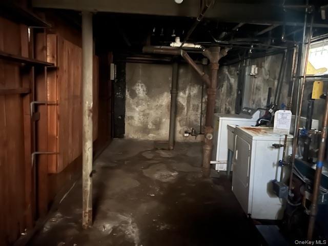 #18 photo, 45 Alabama Avenue, Hempstead , NY 11550