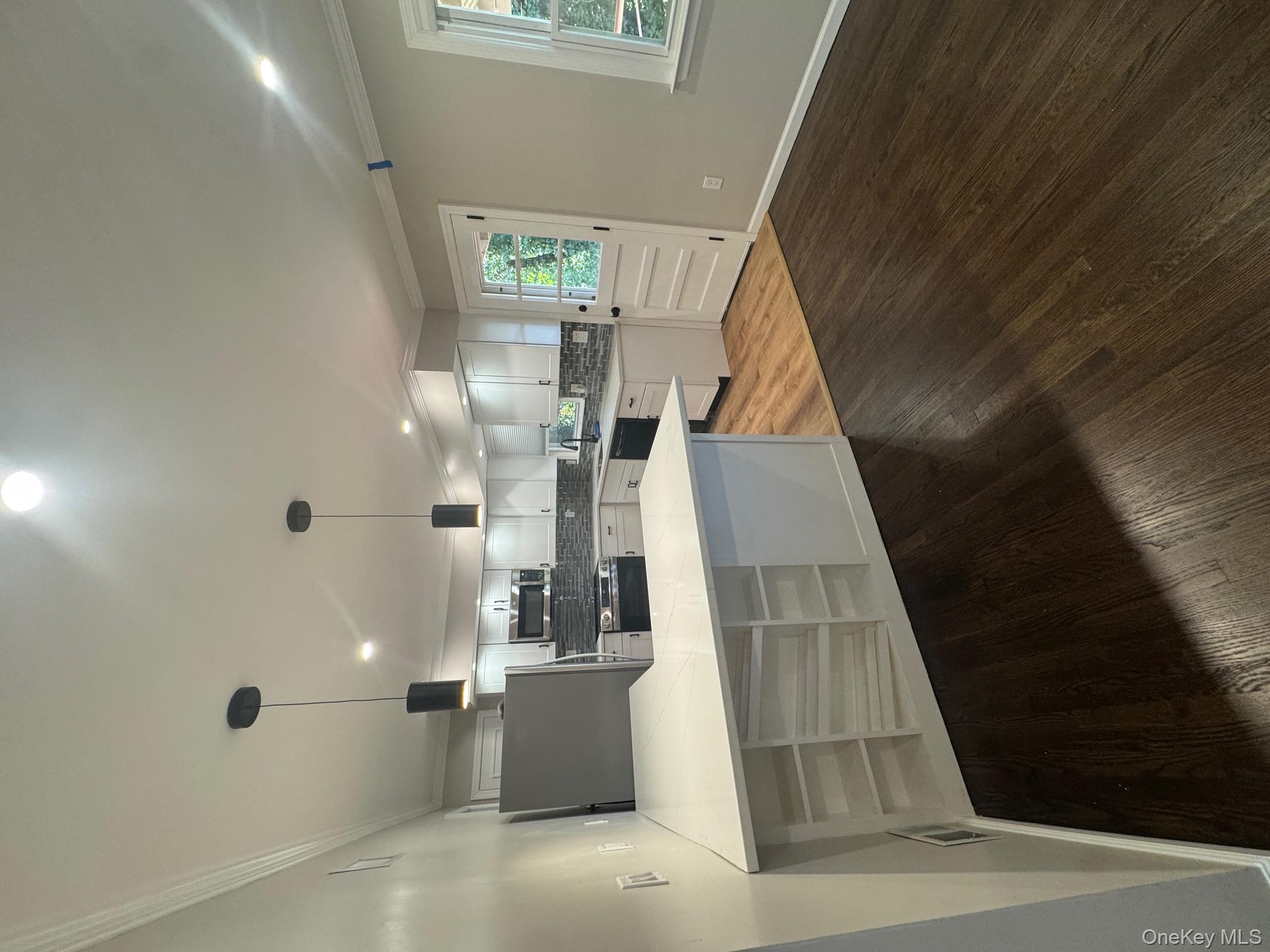 #3 photo, 29 S Mortimer Avenue, Elmsford , NY 10523