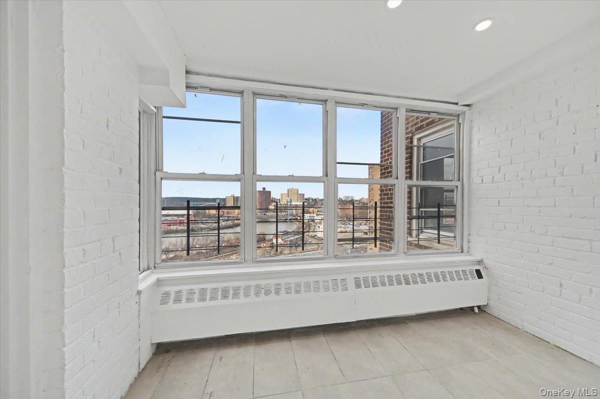 #10 photo, 2630 Kingsbridge Terrace, Bronx , NY 10463