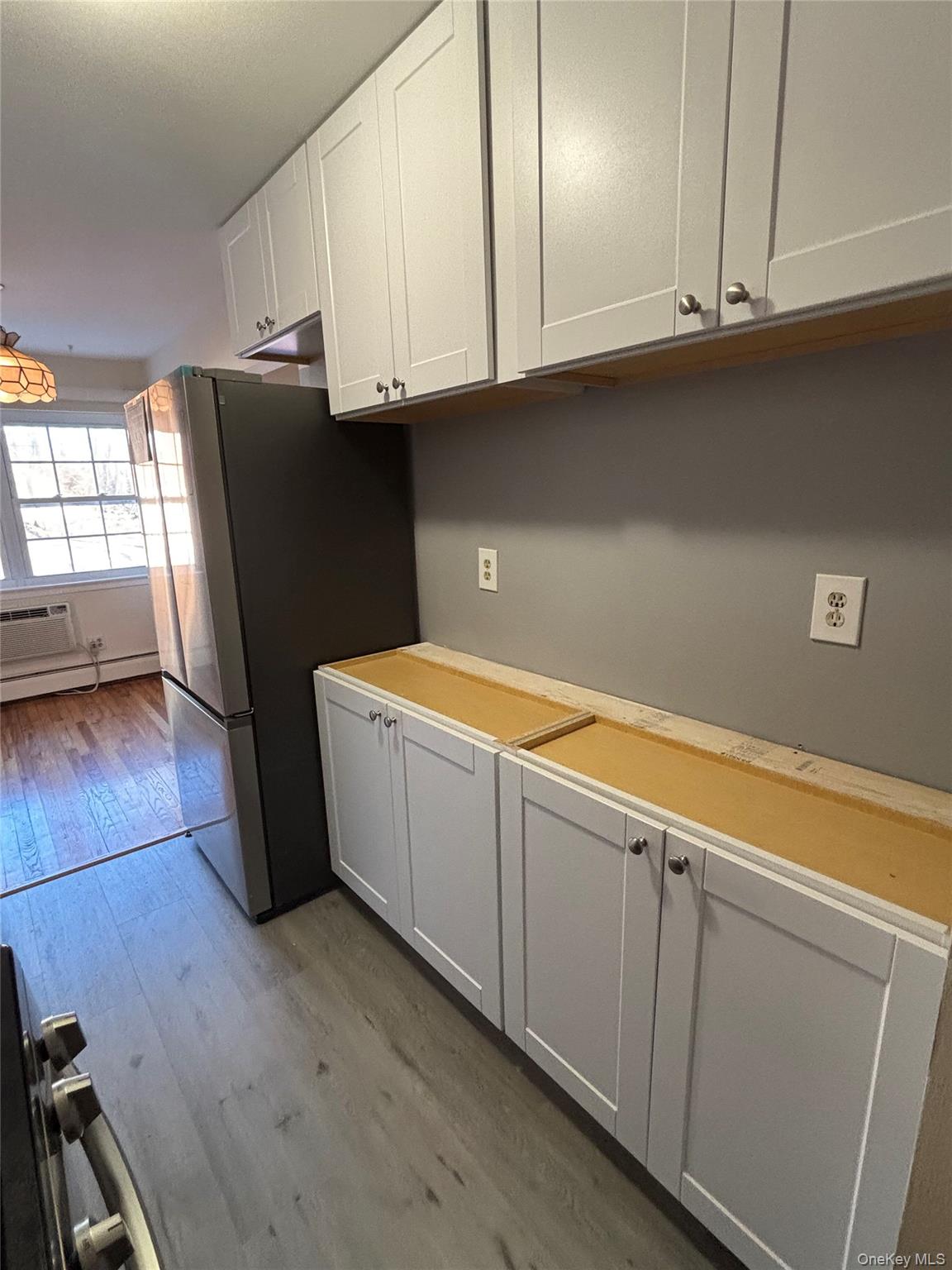 #3 photo, 8 COLONIAL Road, Beacon , NY 12508