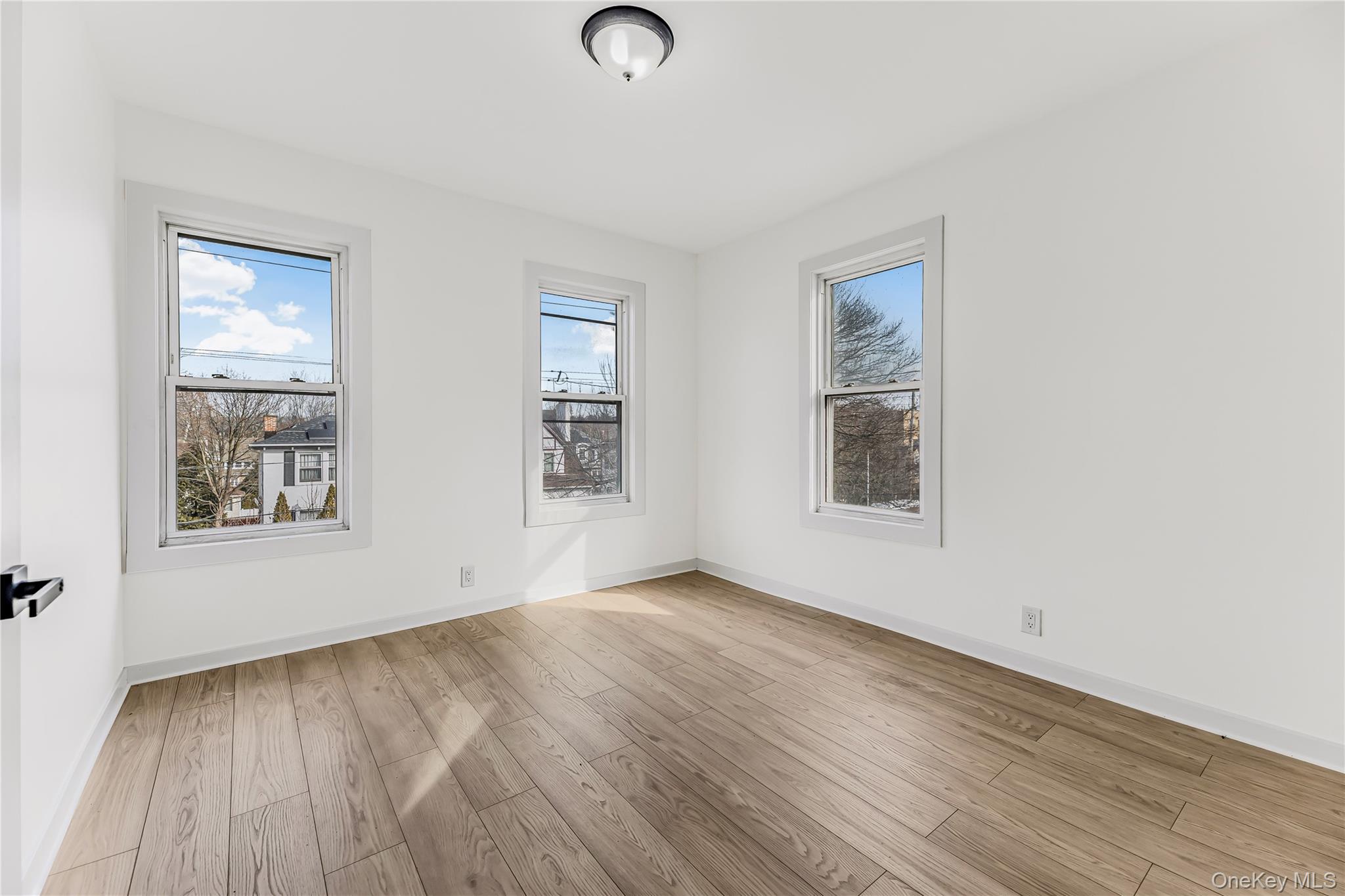 #10 photo, 184 Hillside Avenue, 뉴욕주 Mount Vernon , NY 10553